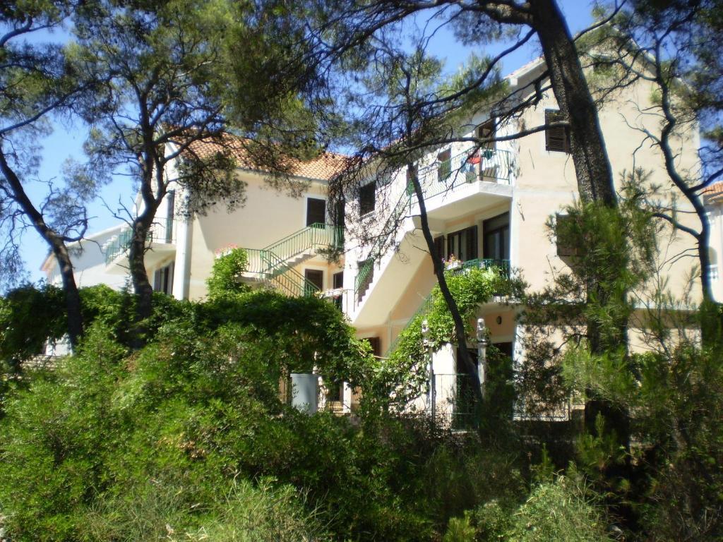 Welcome Vrboska